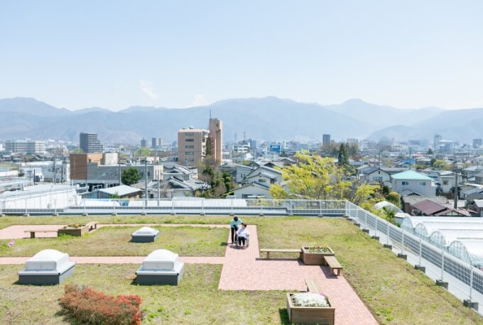 見晴らしの良い屋上庭園