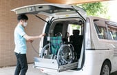 送迎車
